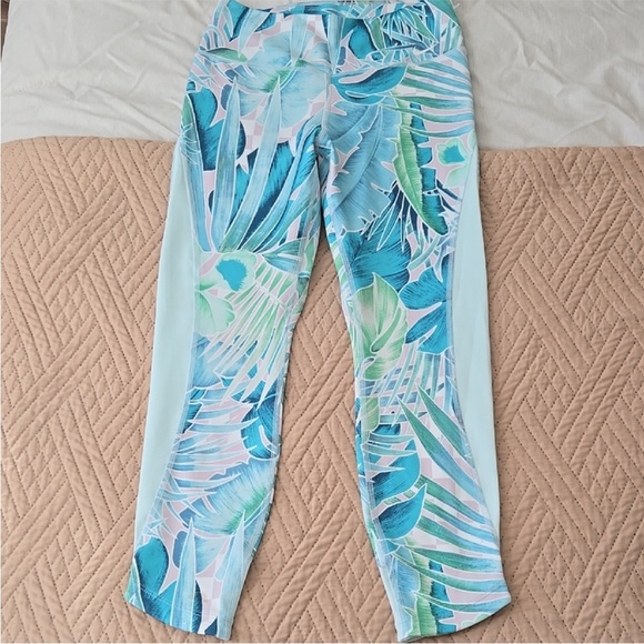Nike botanical tropical dri fit leggings small crop - Picture 2 of 13